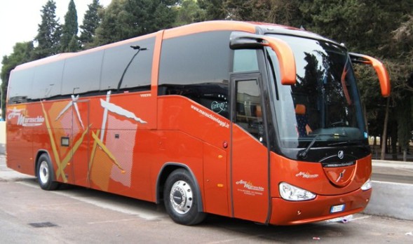 Maraschio Viaggi: noleggio di bus per trasporti in Italia ed Europa.